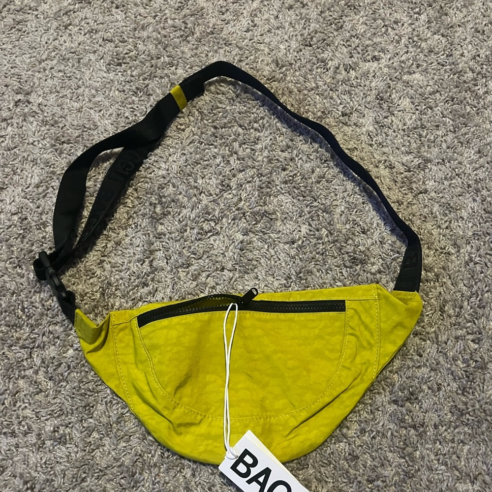 Green Baggu Fanny pack